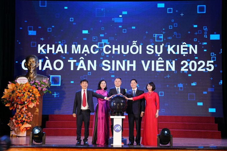 Đề xuất các giải pháp phát triển nguồn nhân lực ngành Ngân hàng trong thời đại AI ảnh 6