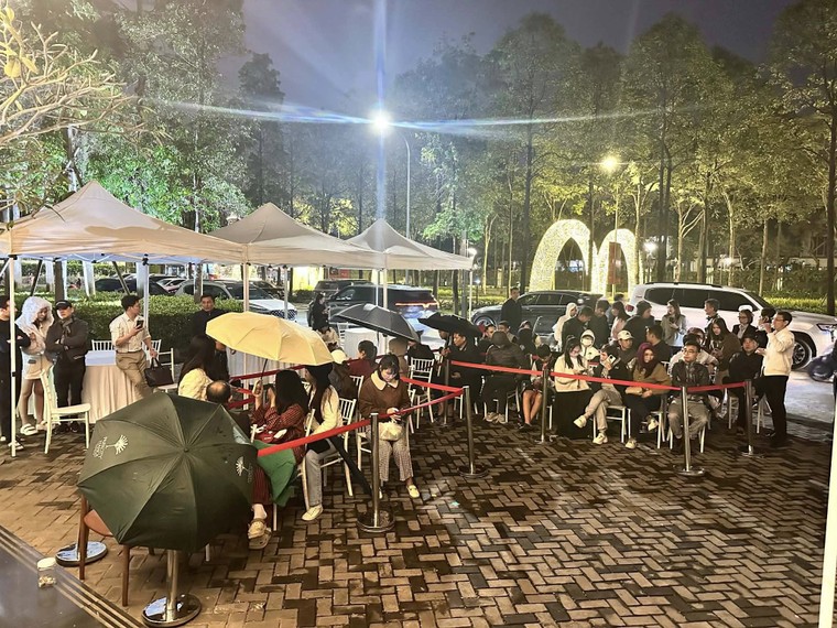 Bất thường: Căn hộ Parc Régent Park City vừa đặt cọc đã bán chênh 3-4 tỷ đồng? ảnh 1