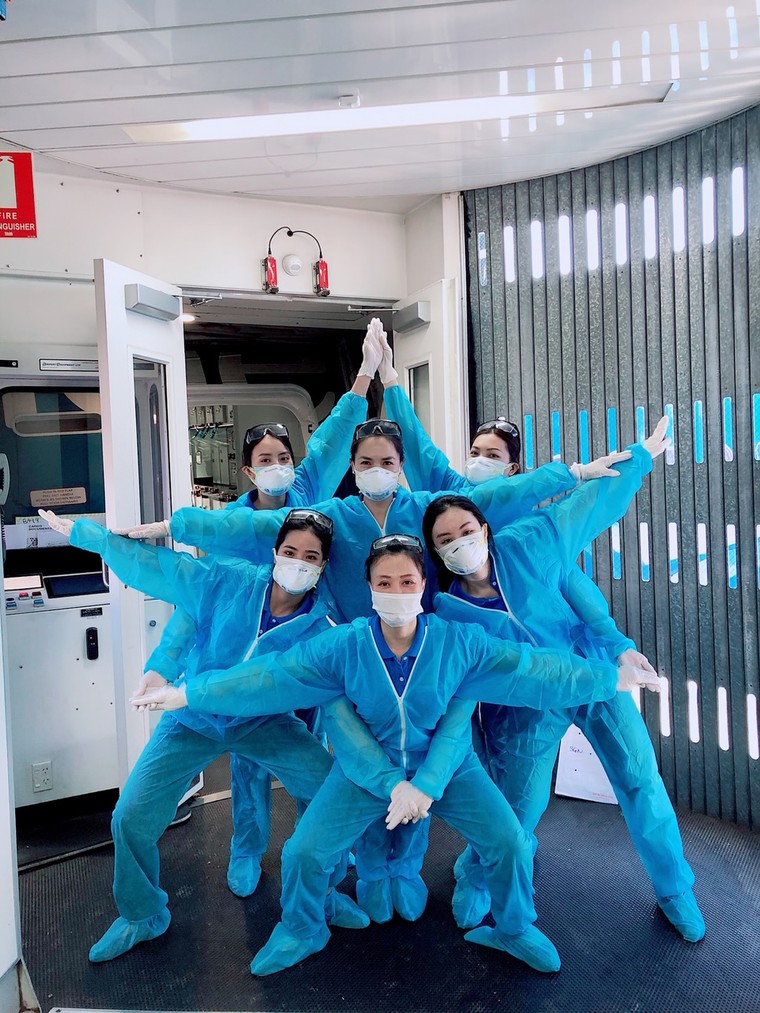 Nhật ký mùa Covid-19 của một tiếp viên hàng không ảnh 1