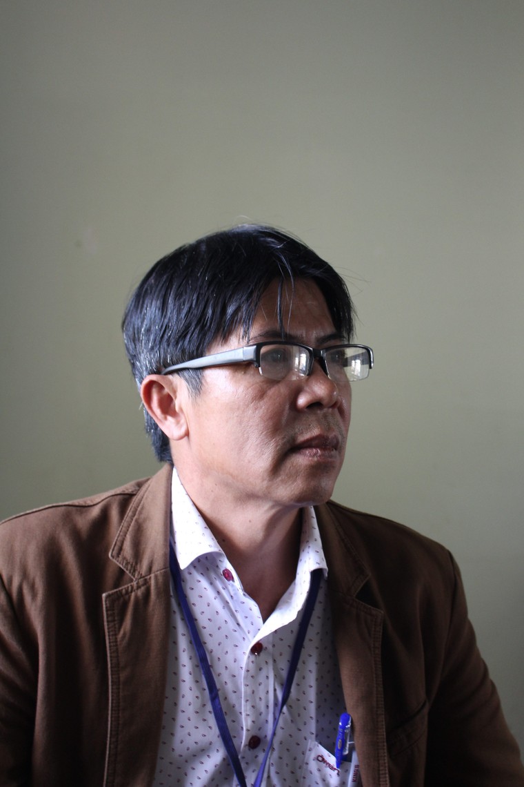 Người đàn ông và những đứa trẻ bị bỏ rơi… ảnh 1