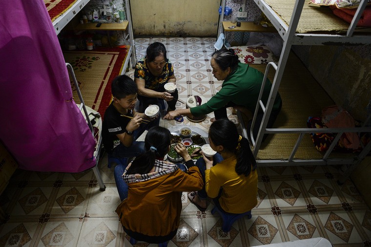 Tuổi thơ im lặng ảnh 2