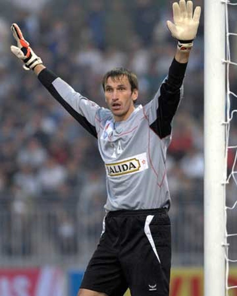 Bóng đá Việt Nam 'nói không' với ngoại binh nhập tịch tại AFF Cup ảnh 3