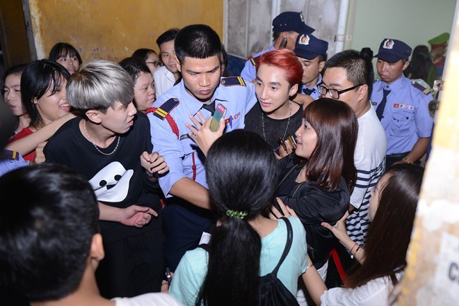 Nhức nhối fan cuồng ảnh 1