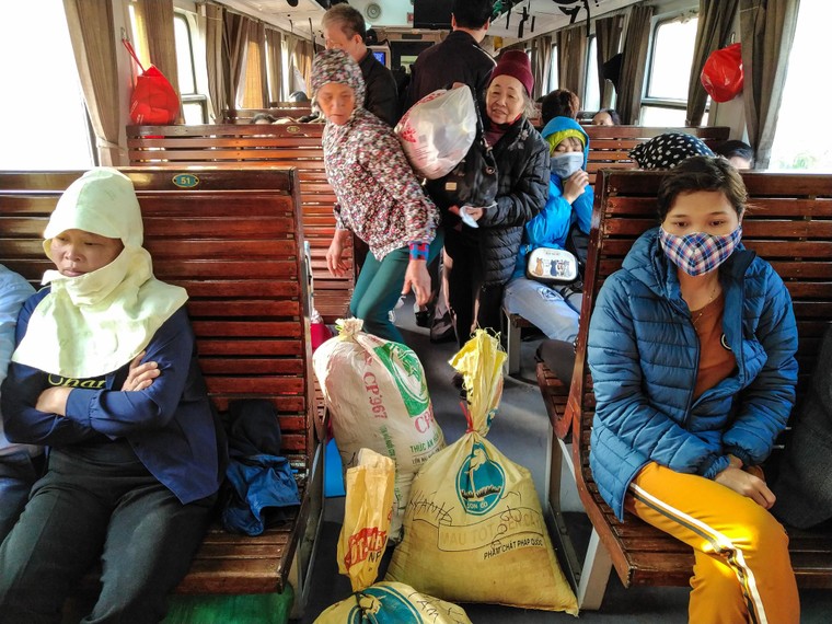 'Tàu là nhà - Hành khách là người thân' ảnh 3