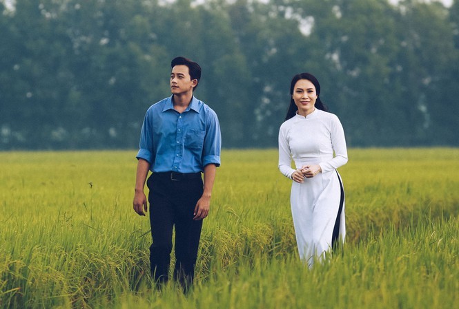 Khi diễn xuất lên tay, MV lên hạng ảnh 1