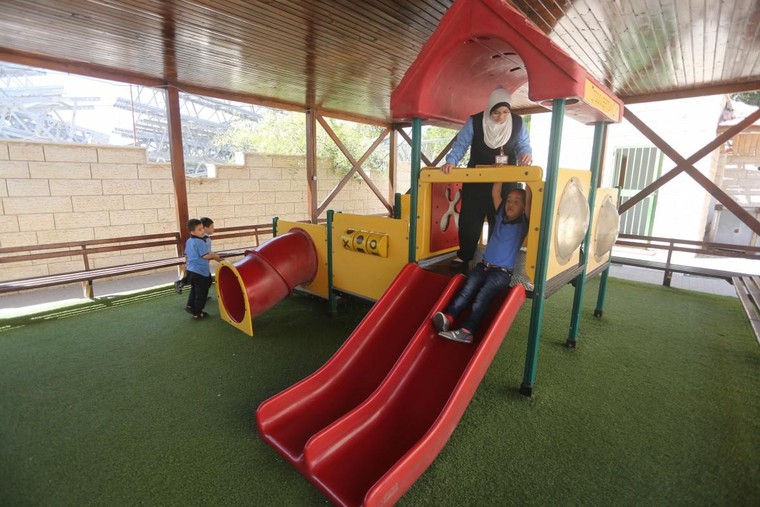 Lớp học đặc biệt tại chảo lửa Gaza ảnh 4