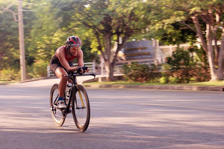 Kiện tướng bơi tỏa sáng với ba môn phối hợp ảnh 1