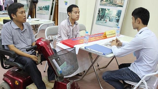 Tìm kế sinh nhai cho hơn 6,2 triệu người khuyết tật ảnh 2
