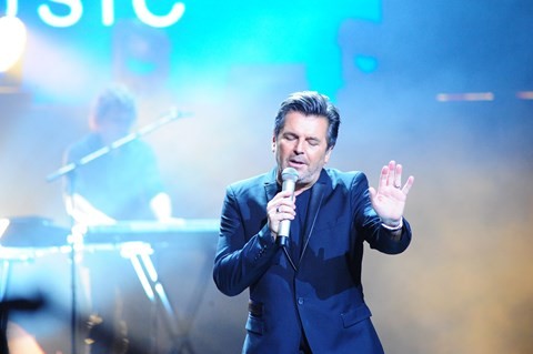Thomas Anders của Modern Talking khiến khán giả Việt ‘phát cuồng’ ảnh 1