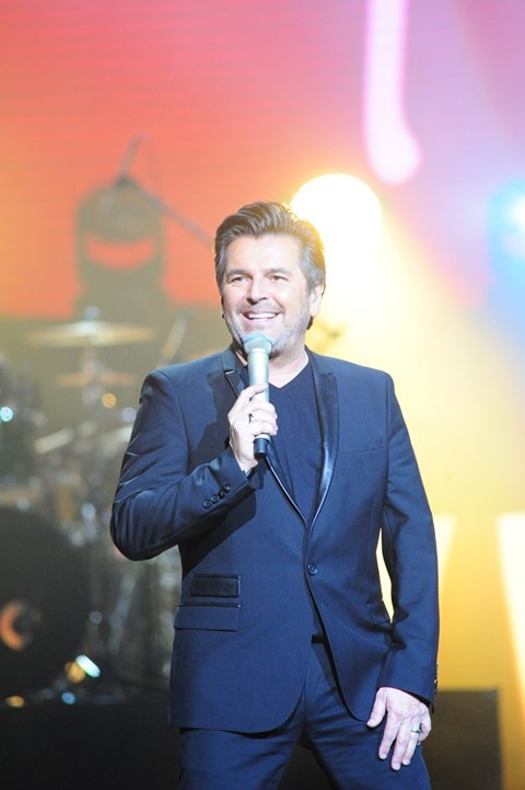 Thomas Anders của Modern Talking khiến khán giả Việt ‘phát cuồng’ ảnh 4