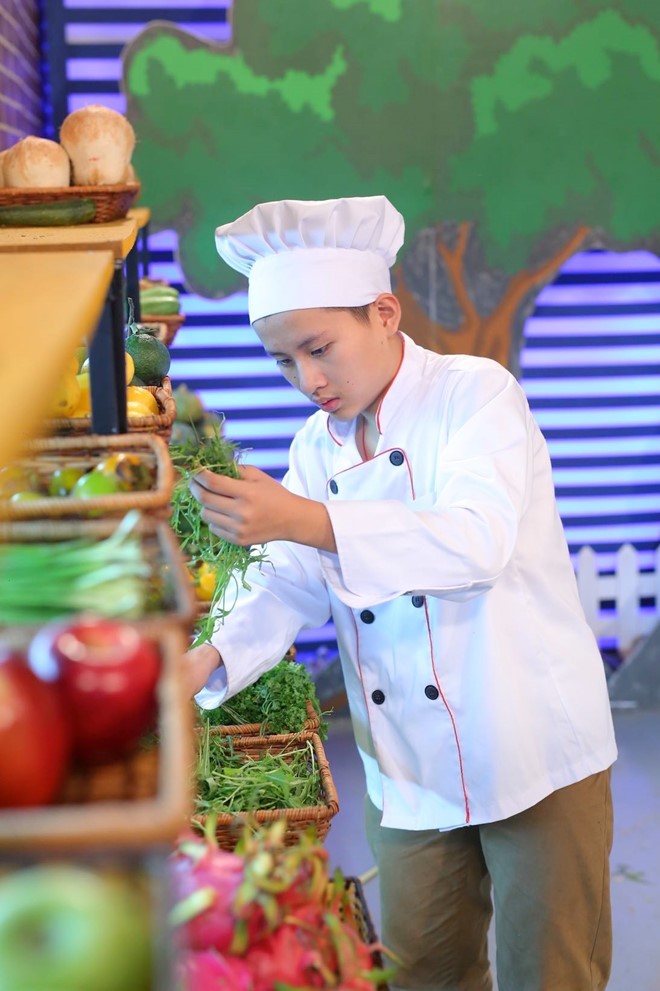 Hot boy 13 tuổi đăng quang Vua đầu bếp nhí mùa đầu tiên ảnh 3