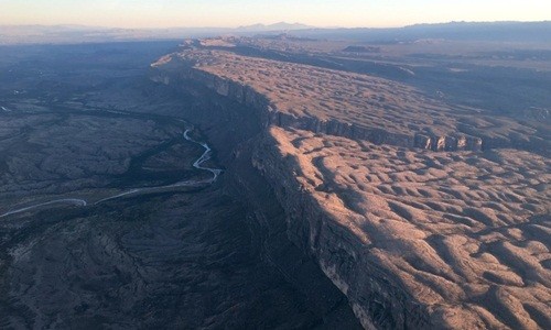 5 thách thức Trump phải đối mặt khi xây tường biên giới ảnh 1