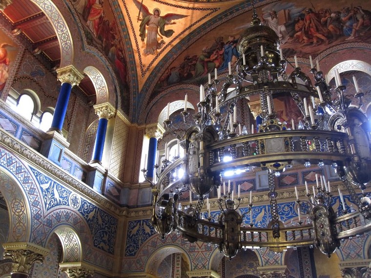 Neuschwanstein - lâu đài trong truyện cổ tích ảnh 2