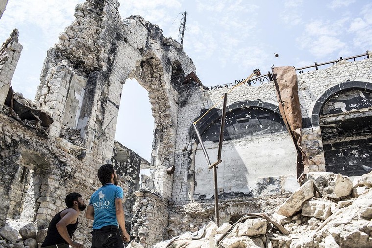 "Khuôn mặt xấu xí" của chiến tranh ảnh 1