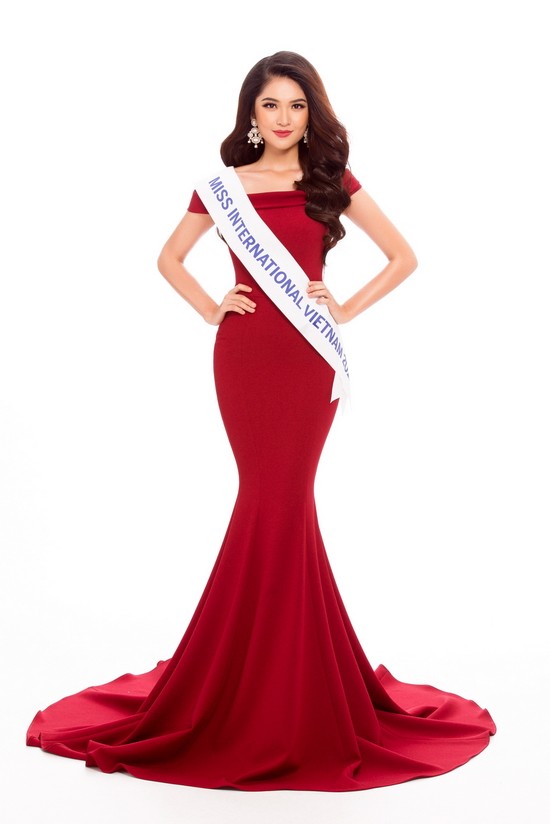 Á hậu Thuỳ Dung đại diện Việt Nam tham dự Miss International 2017 ảnh 1