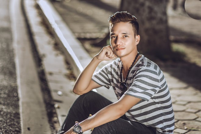 Hình ảnh lột xác ngoạn mục của “hot boy vườn ổi” Lệ Rơi ảnh 6