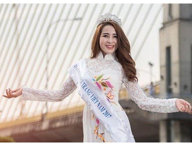 Cận cảnh nhan sắc hoa khôi bán dâm nghìn đô vừa bị bắt giữ ảnh 4