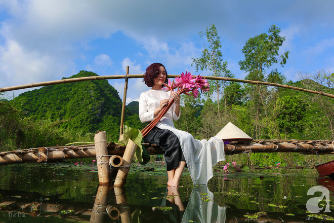 Tháng 10 về suối Yến ngắm hoa súng nhuộm tím không gian ảnh 2