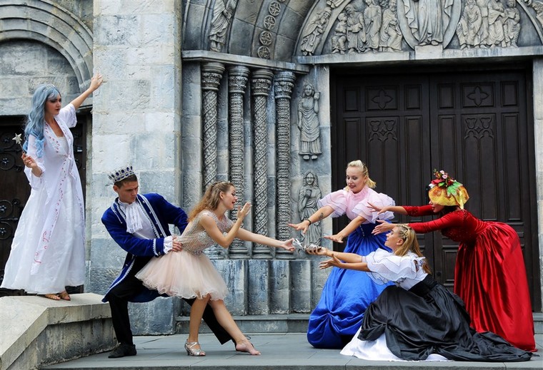 Lạc vào xứ sở thần tiên tại Lễ hội Halloween Sun World Ba Na Hills 2017 ảnh 3