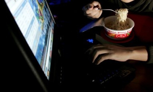 'Nghiện Internet'– Ác cảm xã hội hay căn bệnh? ảnh 1