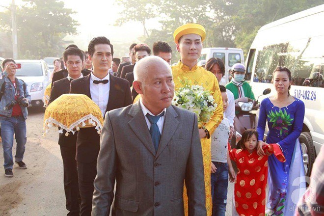 Hôm nay cô dâu chuyển giới Lâm Khánh Chi về nhà chồng ảnh 3