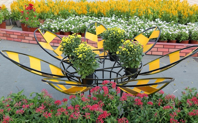 Đà Nẵng đón Tết tưng bừng với đường hoa 'Xuân sắc màu' ảnh 2