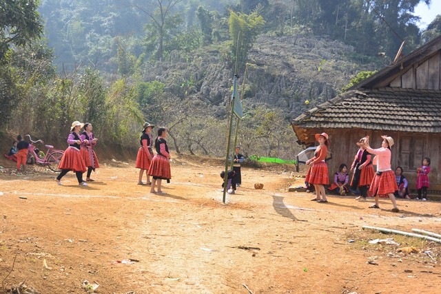 Tiếng khèn gọi Tết về trên bản Mông ảnh 2