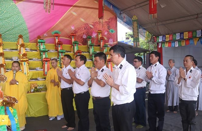 Nước mắt đong đầy tại lễ cầu siêu 64 liệt sỹ hy sinh tại Gạc Ma ảnh 1