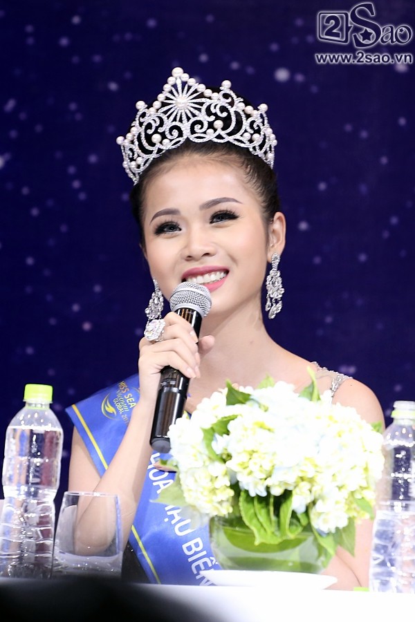 Vừa đăng quang, Tân Hoa hậu Biển Việt Nam Toàn cầu đã bị ‘soi’ bằng cấp ảnh 2