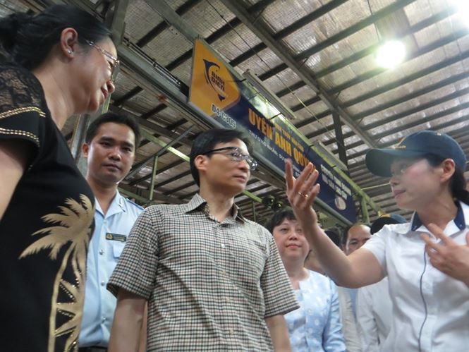 Phó Thủ tướng bất ngờ thị sát chợ đầu mối lớn nhất TP HCM ảnh 2