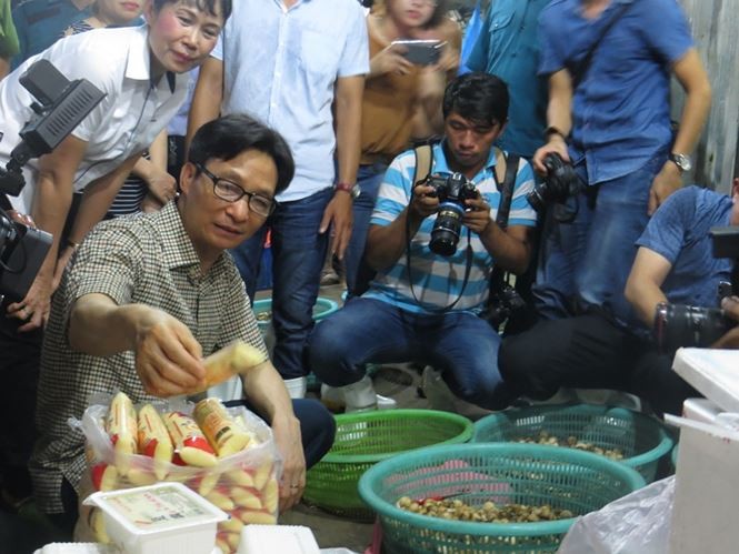 Phó Thủ tướng bất ngờ thị sát chợ đầu mối lớn nhất TP HCM ảnh 4