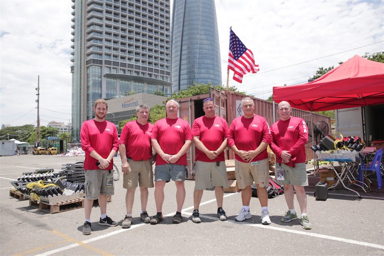 Đội Féerie – Pháp: Pháo hoa sẽ kết nối 2 nền văn hóa Pháp – Việt ảnh 1