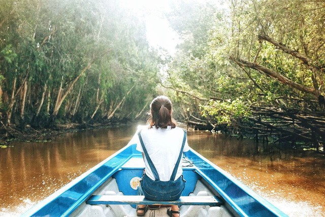 Nữ phượt thủ 9x gây 'sốt' với hành trình 45 ngày chạy xe máy xuyên Việt ảnh 12