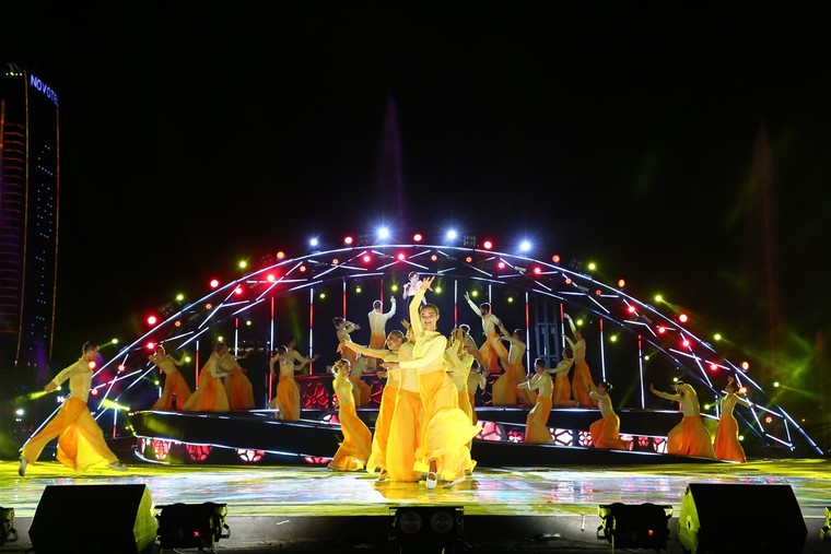 Doanh nghiệp vào cuộc, du lịch lễ hội ‘bứt phá’ ảnh 3