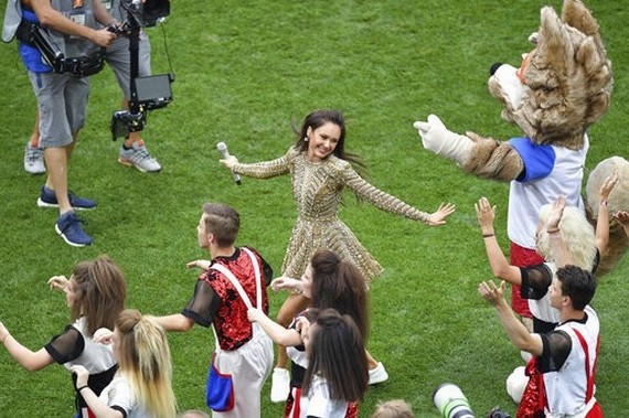 Lễ Bế mạc đầy màu sắc khép lại World Cup 2018 ảnh 3