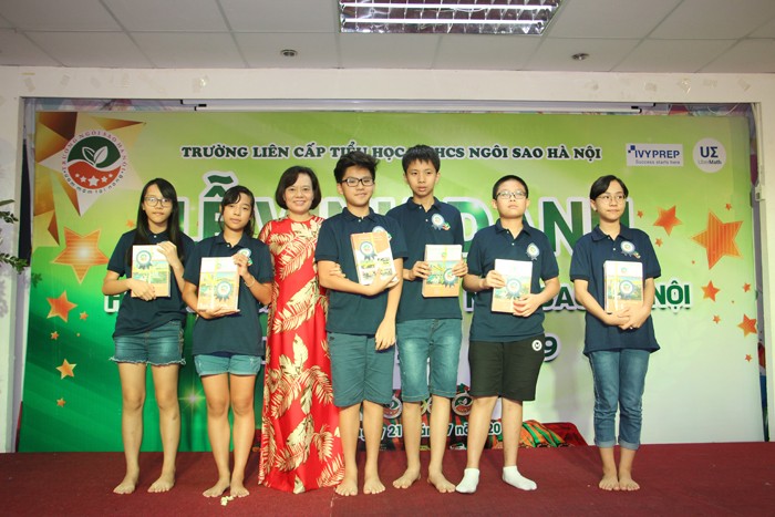 Vinh danh những học sinh xuất sắc đạt học bổng trường Ngôi Sao Hà Nội năm học 2018-2019 ảnh 7