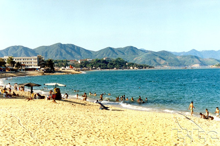 Ghé Khánh Hòa, không thể bỏ qua 'thiên đường' vẫy gọi ở vịnh Nha Trang ảnh 2