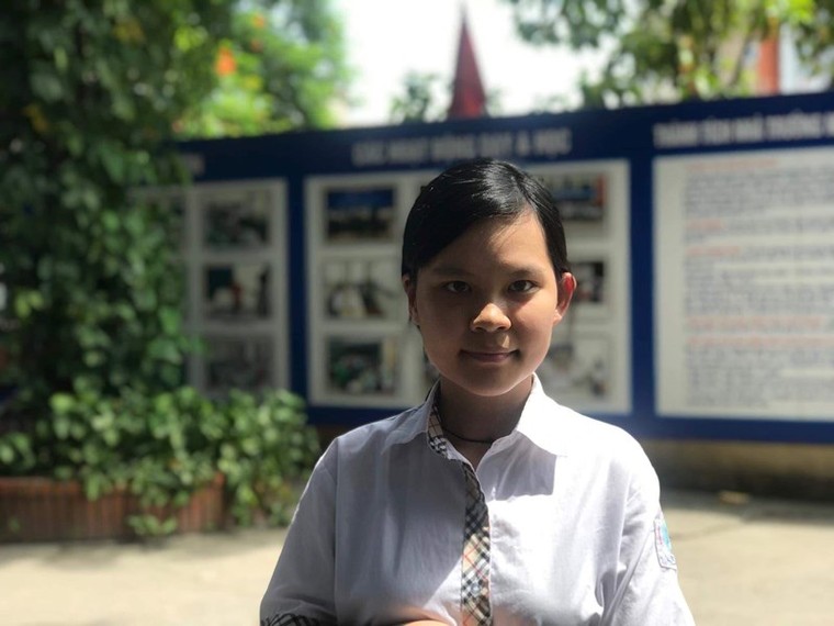 Thí sinh 'nhăn nhó' vì đề Sử khó ảnh 3