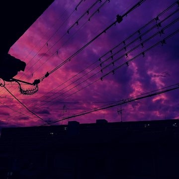 Bầu trời Nhật Bản chuyển tím đáng sợ trước siêu bão mạnh nhất trong 60 năm ảnh 2