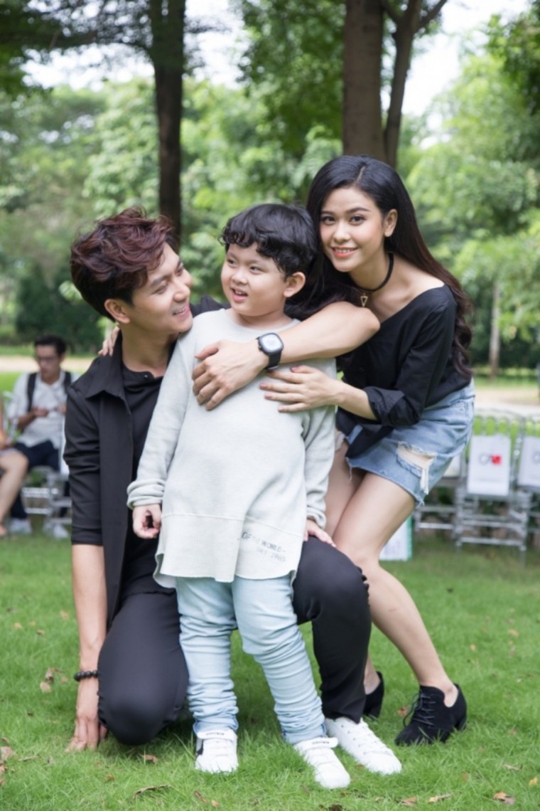 Tim bất ngờ đăng ảnh đi ăn cùng Trương Quỳnh Anh ảnh 2