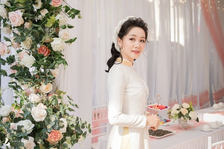 BTV Thời sự Thu Hà sẽ theo chồng về dinh vào giữa tháng 11 ảnh 5