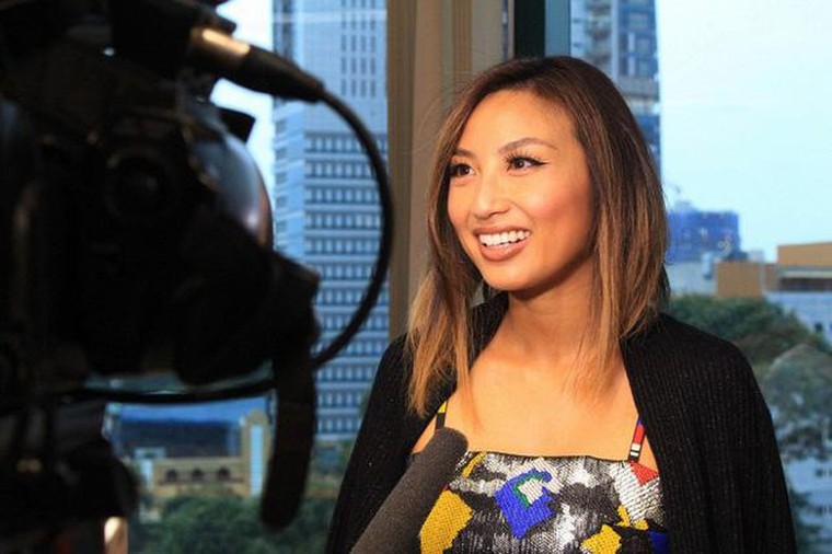 MC gốc Việt phẫn nộ vì người châu Á bị kỳ thị ảnh 1