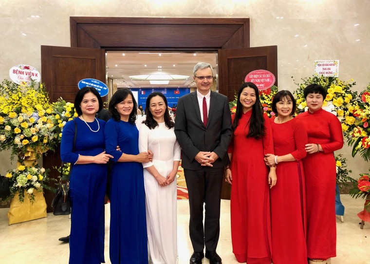 Hội Hữu nghị Việt - Pháp, 65 năm một chặng đường ảnh 4