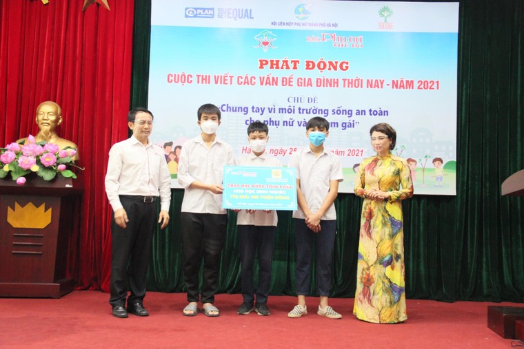 Phát động cuộc thi viết 'Các vấn đề gia đình thời nay' lần thứ XI trên báo Phụ nữ Thủ đô ảnh 4