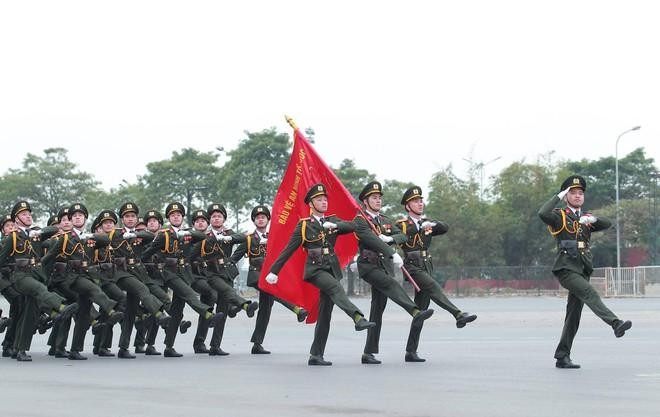 Trung tướng Nguyễn Hải Trung - Giám đốc CATP Hà Nội: Phải tự hoàn thiện mình để làm việc tốt hơn ảnh 2