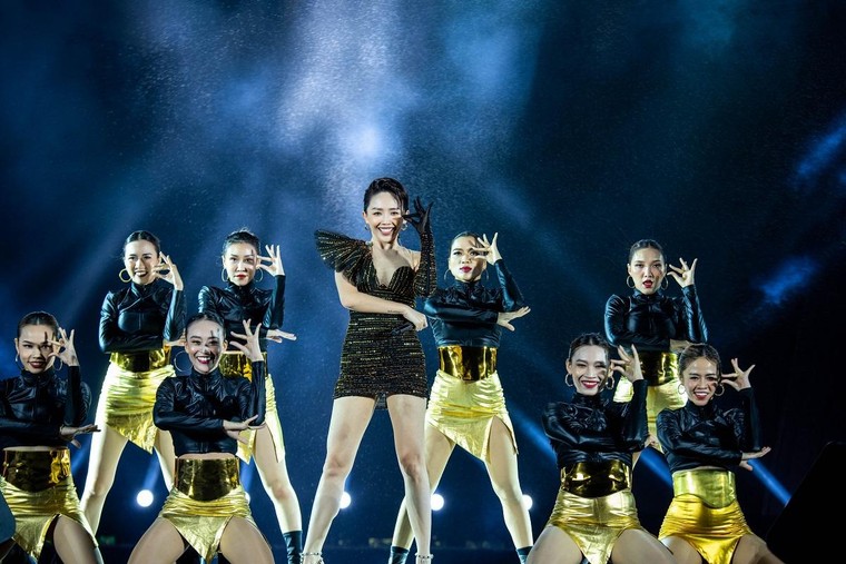 Hơn 10.000 “chiến binh” kinh doanh “cháy hết mình” tại lễ ra quân The Beverly Solari ảnh 11