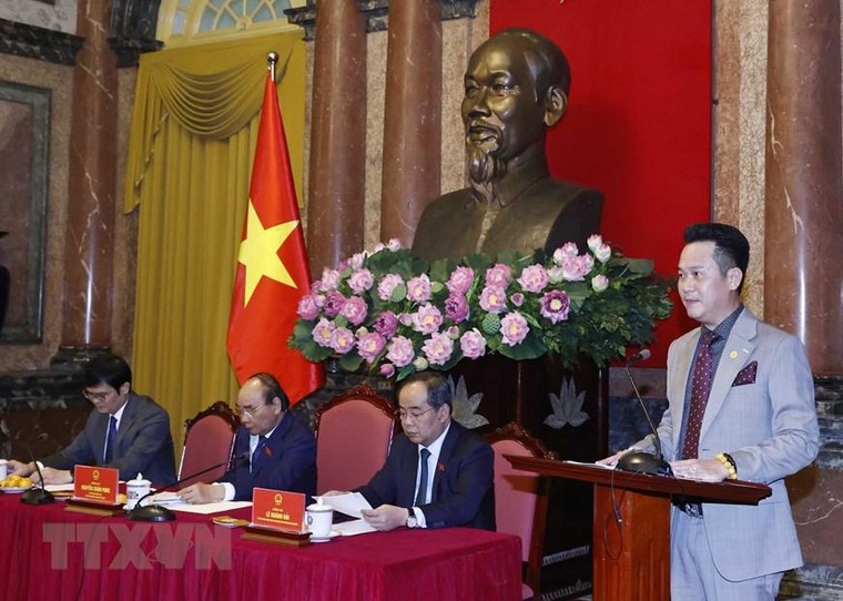 Chủ tịch nước gặp mặt các doanh nhân trẻ Việt Nam tiêu biểu năm 2022 ảnh 6