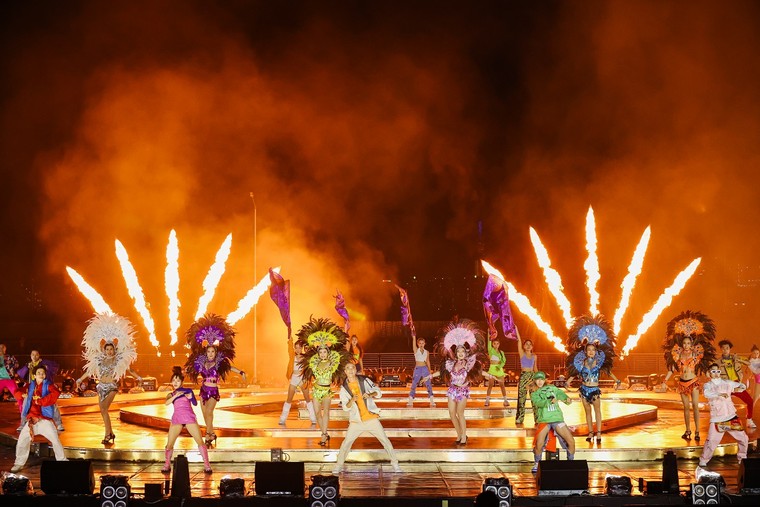 Hé lộ dần nghệ sĩ đỉnh cao tại lễ hội Luxury Countdown Party 2023 ảnh 2