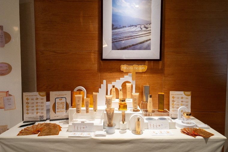 Sử dụng mỹ phẩm trôi nổi trên mạng: Hàng giả nhưng hậu quả thật! ảnh 4