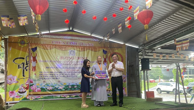 Xây dựng tổ chức vững mạnh bằng những chuyến đi thiện nguyện ảnh 10